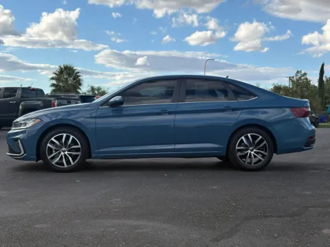 More photos of 2025 Volkswagen Jetta 1.5T SE Sedan 4D at L&L Auto Sales, NM