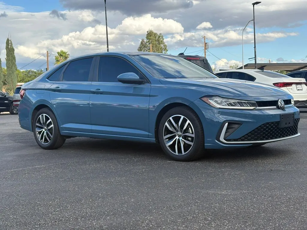 2025 Volkswagen Jetta SE