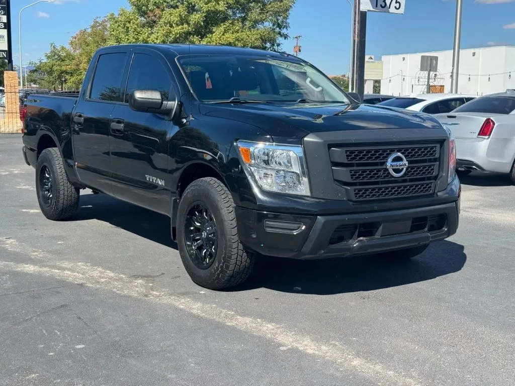 2021 Nissan Titan Crew Cab