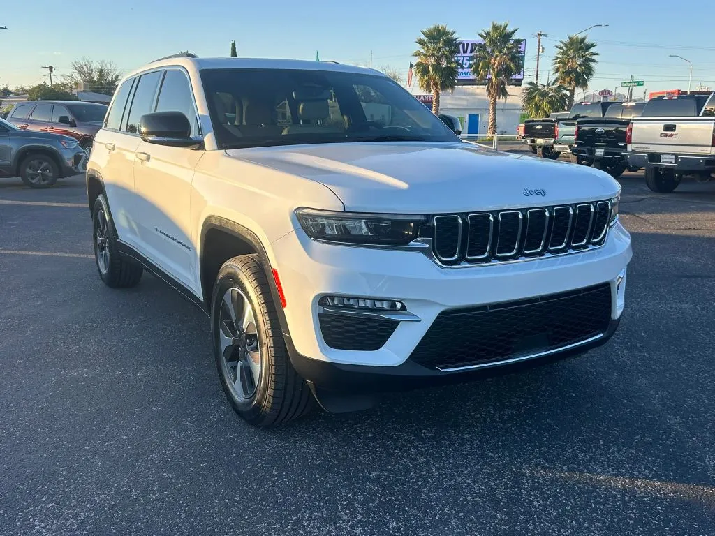 White 2023 Jeep Grand Cherokee 4xe Sport Utility 4D for sale in Las Cruces, NM