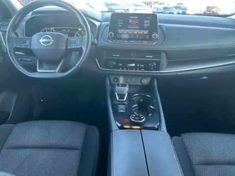 Photos of 2025 Nissan Rogue SV Sport Utility 4D for sale in Las Cruces, NM at L&L Auto Sales