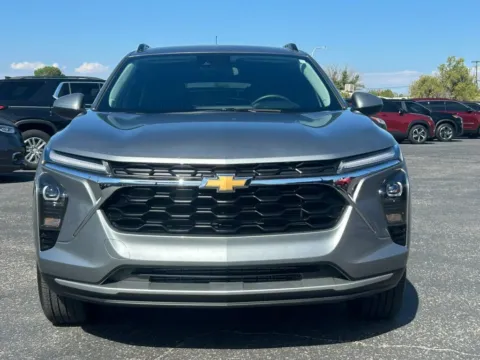 Photos of 2026 Chevrolet Trax LT Sport Utility 4D for sale in Las Cruces, NM at L&L Auto Sales