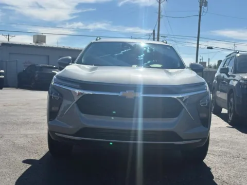 Photos of 2026 Chevrolet Trax LT Sport Utility 4D for sale in Las Cruces, NM at L&L Auto Sales