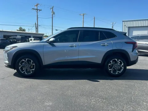 More photos of 2026 Chevrolet Trax LT Sport Utility 4D at L&L Auto Sales, NM