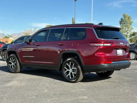 More photos of 2018 Jeep Grand Cherokee Overland Sport Utility 4D at L&L Auto Sales, NM