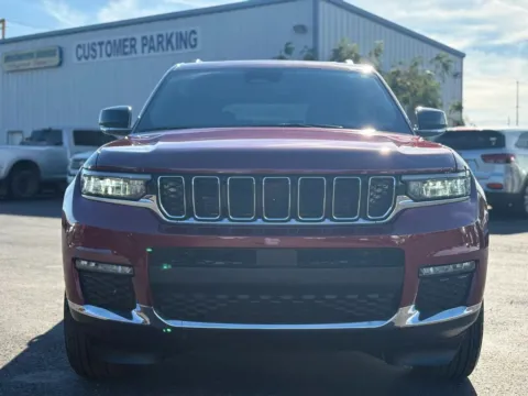 Photos of 2018 Jeep Grand Cherokee Overland Sport Utility 4D for sale in Las Cruces, NM at L&L Auto Sales