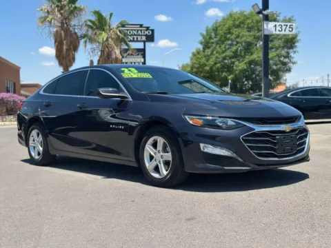 Gray 2023 Chevrolet Malibu 1LT Sedan 4D for sale in Las Cruces, NM