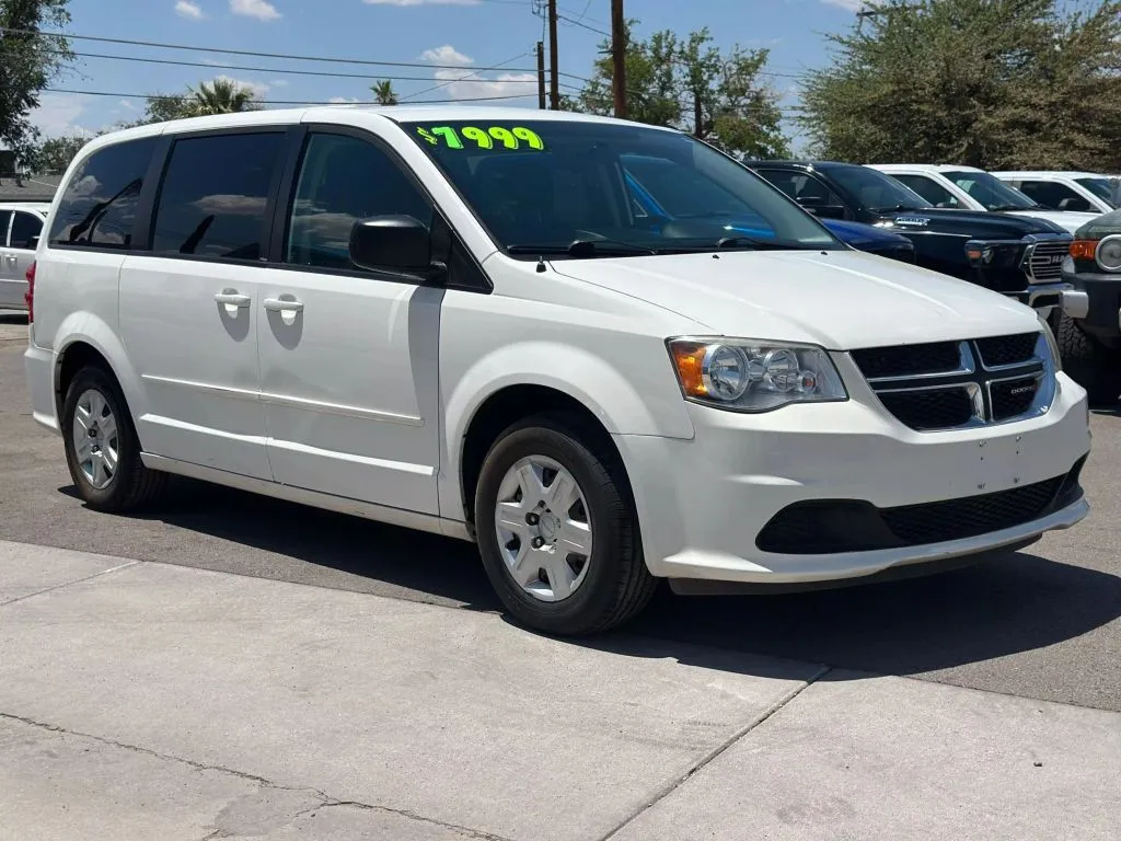 White 2013 Dodge Grand Caravan Passenger SE Minivan 4D for sale in Las Cruces, NM
