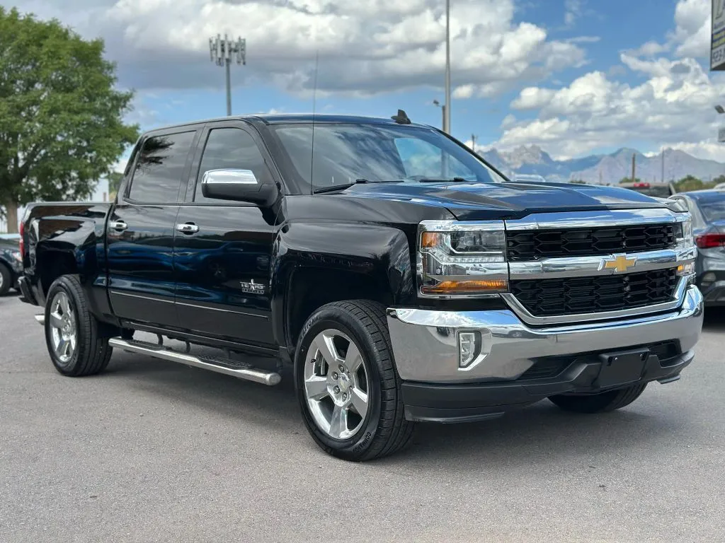Black 2016 Chevrolet Silverado 1500 Crew Cab LT Pickup 4D 5 3/4 ft for sale in Las Cruces, NM