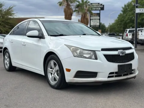 White 2014 Chevrolet Cruze LT Sedan 4D for sale in Las Cruces, NM