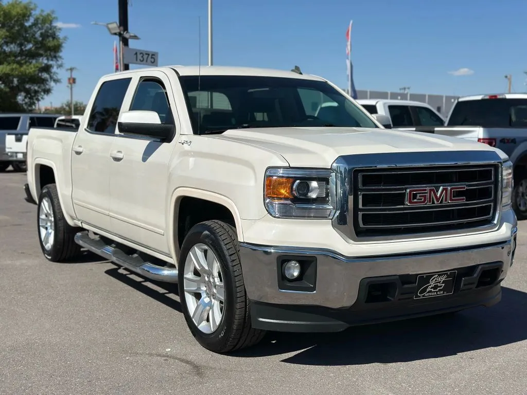 White 2014 GMC Sierra 1500 Crew Cab SLE Pickup 4D 5 3/4 ft for sale in Las Cruces, NM