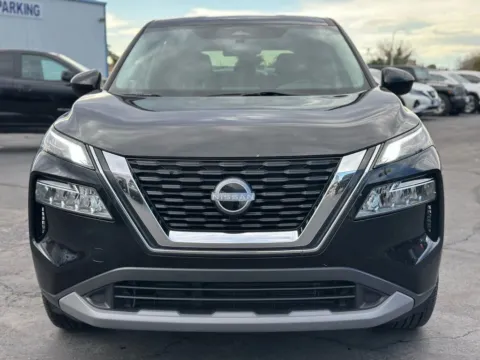 Photos of 2023 Nissan Rogue SV (2023.5) Sport Utility 4D for sale in Las Cruces, NM at L&L Auto Sales