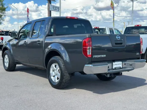 More photos of 2010 Nissan Frontier Crew Cab SE Pickup 4D 5 ft at L&L Auto Sales, NM