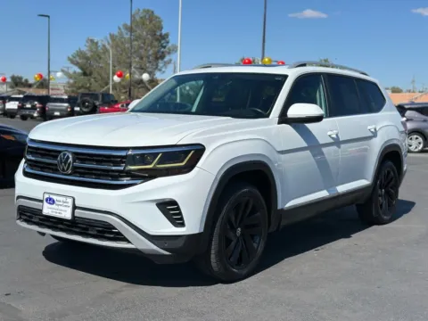 Another view of 2021 Volkswagen Atlas SEL 4Motion Sport Utility 4D for sale in Las Cruces, NM at L&L Auto Sales