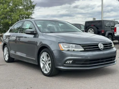 Gray 2017 Volkswagen Jetta 1.8T SEL Premium Sedan 4D for sale in Las Cruces, NM