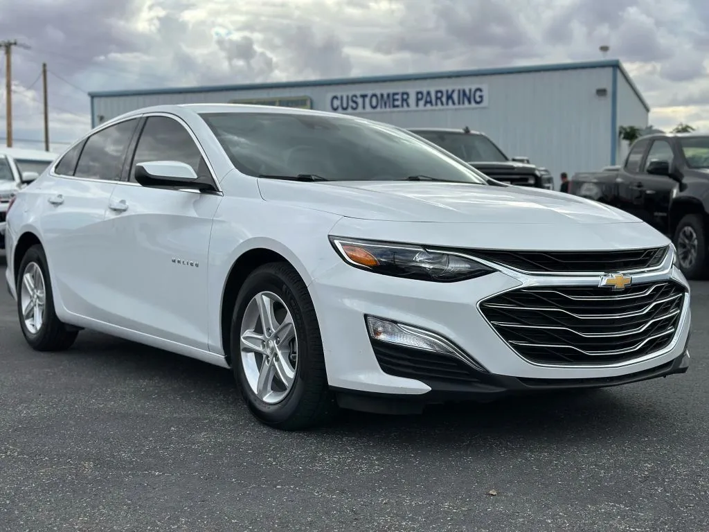 White 2020 Chevrolet Malibu LS Sedan 4D for sale in Las Cruces, NM