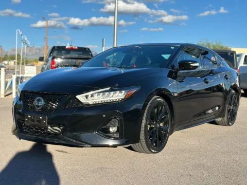 Another view of 2021 Nissan Maxima SR Sedan 4D for sale in Las Cruces, NM at L&L Auto Sales