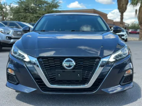 Photos of 2021 Nissan Altima 2.5 SV Sedan 4D for sale in Las Cruces, NM at L&L Auto Sales