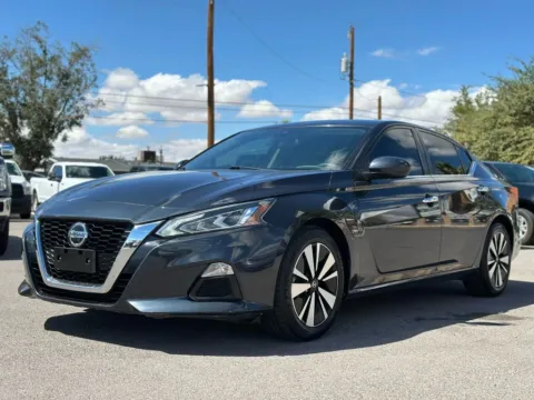Another view of 2021 Nissan Altima 2.5 SV Sedan 4D for sale in Las Cruces, NM at L&L Auto Sales