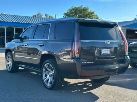 More photos of 2017 Cadillac Escalade Premium Luxury Sport Utility 4D at L&L Auto Sales, NM