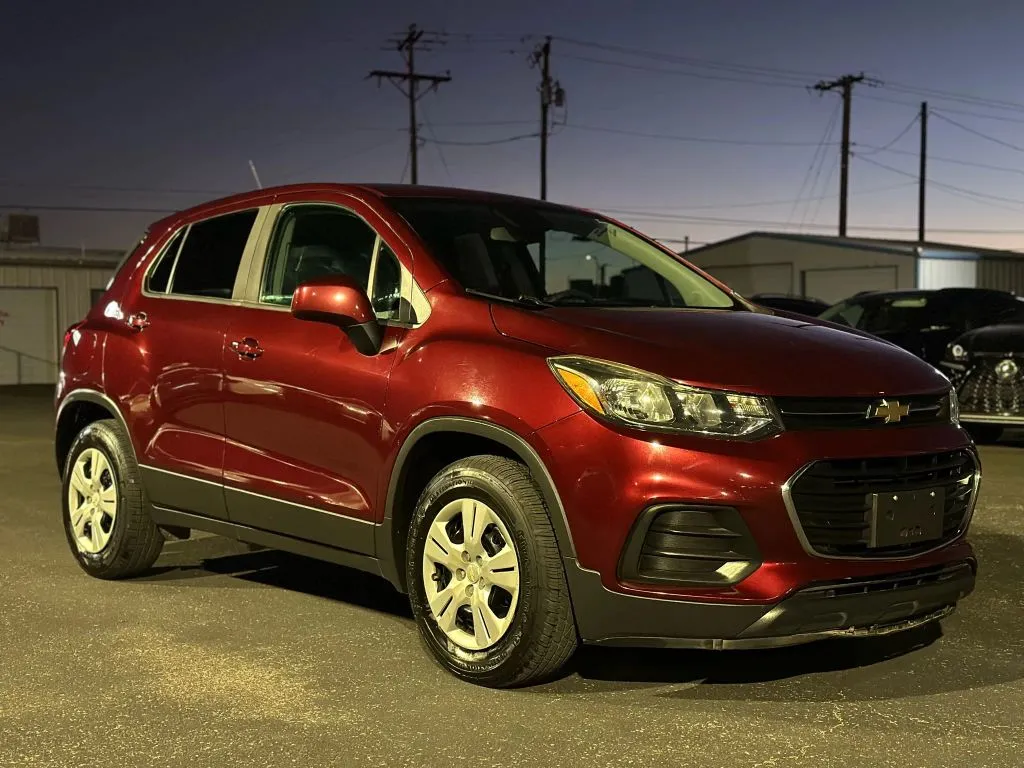 Red 2017 Chevrolet Trax LS Sport Utility 4D for sale in Las Cruces, NM