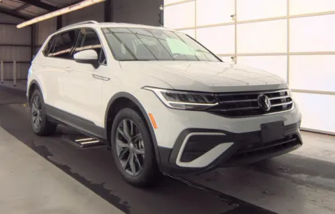 Photos of 2024 Volkswagen Tiguan 2.0T SE for sale in Cedar Rapids, IA at Cassill Motors