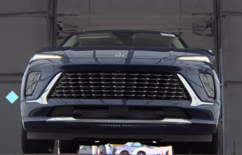 Photos of 2025 Buick Envision Avenir for sale in Cedar Rapids, IA at Cassill Motors