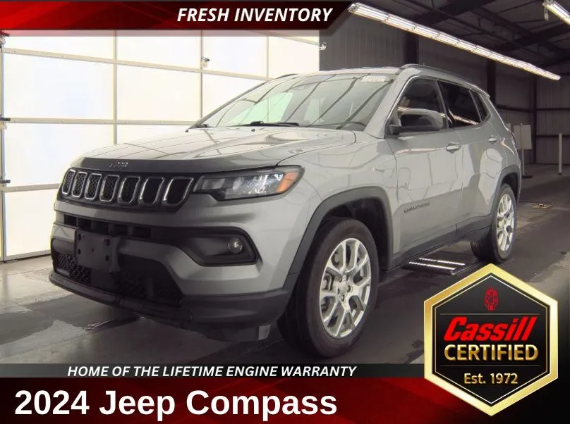 Silver 2024 Jeep Compass Latitude Lux for sale in Cedar Rapids, IA