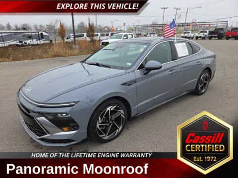 Blue 2024 Hyundai Sonata SEL for sale in Cedar Rapids, IA