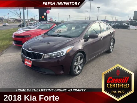 Red 2018 Kia Forte LX for sale in Cedar Rapids, IA