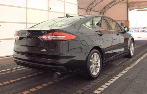 More photos of 2020 Ford Fusion SE at Cassill Motors, IA