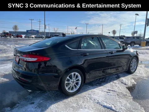 More photos of 2020 Ford Fusion SE at Cassill Motors, IA