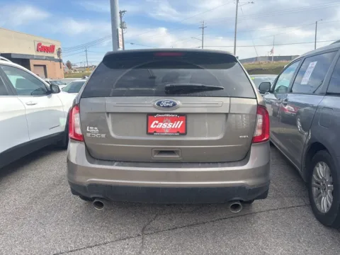 More photos of 2013 Ford Edge SEL at Cassill Motors, IA