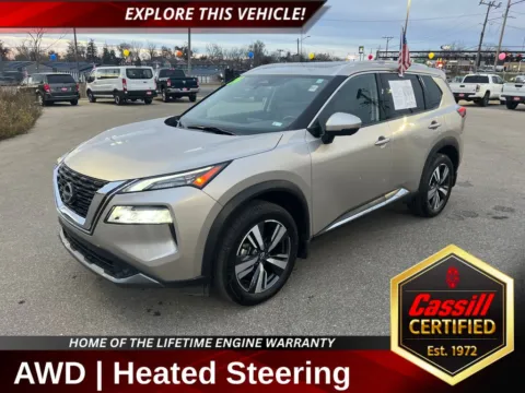 Silver 2023 Nissan Rogue SL for sale in Cedar Rapids, IA