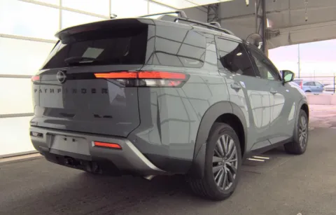 More photos of 2024 Nissan Pathfinder SL at Cassill Motors, IA