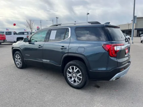 Another view of 2020 GMC Acadia SLT for sale in Cedar Rapids, IA at Cassill Motors