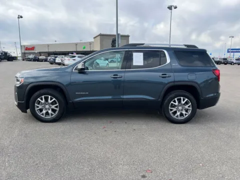 Photos of 2020 GMC Acadia SLT for sale in Cedar Rapids, IA at Cassill Motors