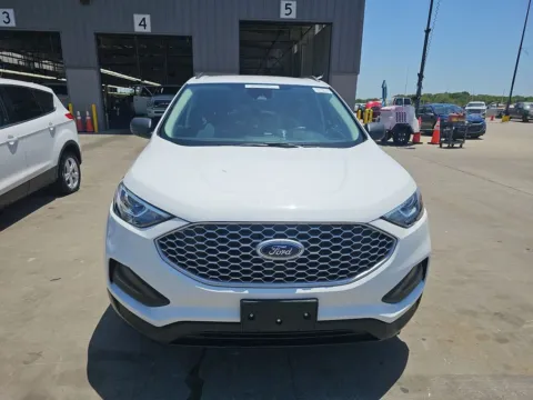 More photos of 2024 Ford Edge SE at Cassill Motors, IA