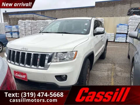 White 2011 Jeep Grand Cherokee Laredo for sale in Cedar Rapids, IA