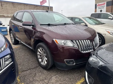 More photos of 2011 Lincoln MKX at Cassill Motors, IA