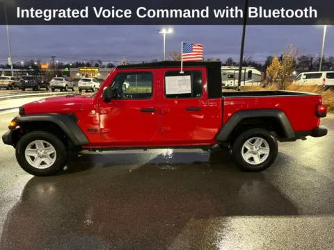 Photos of 2020 Jeep Gladiator Sport for sale in Cedar Rapids, IA at Cassill Motors