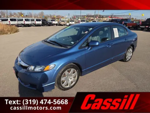 Silver 2009 Honda Civic LX for sale in Cedar Rapids, IA