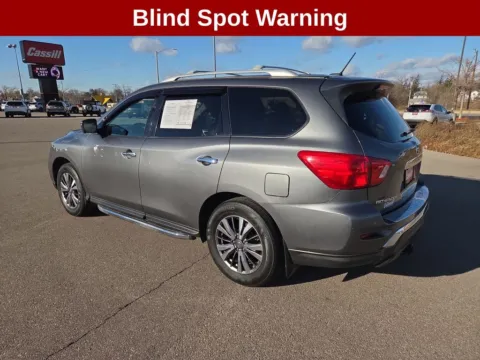 Another view of 2018 Nissan Pathfinder SL for sale in Cedar Rapids, IA at Cassill Motors