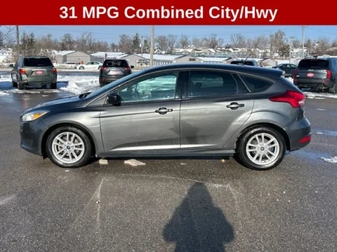 Photos of 2018 Ford Focus SE for sale in Cedar Rapids, IA at Cassill Motors