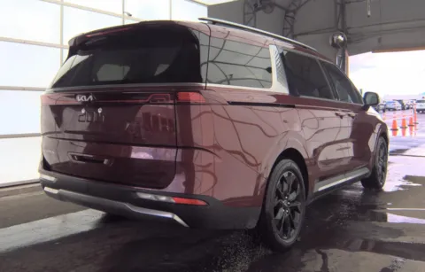 More photos of 2024 Kia Carnival SX Prestige at Cassill Motors, IA