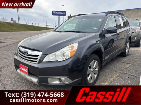 Gray 2012 Subaru Outback 3.6R for sale in Cedar Rapids, IA