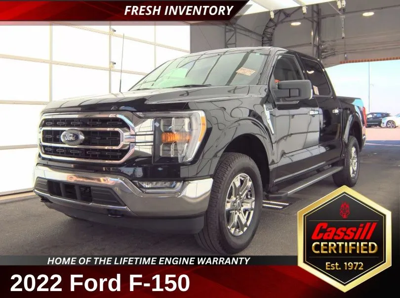Black 2022 Ford F-150 XLT for sale in Cedar Rapids, IA