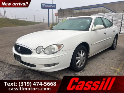 White 2006 Buick LaCrosse CXL for sale in Cedar Rapids, IA
