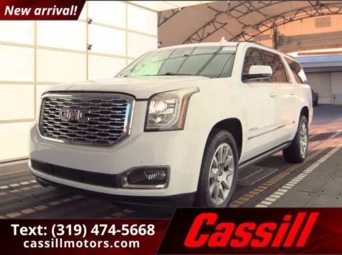 White 2020 GMC Yukon XL Denali for sale in Cedar Rapids, IA