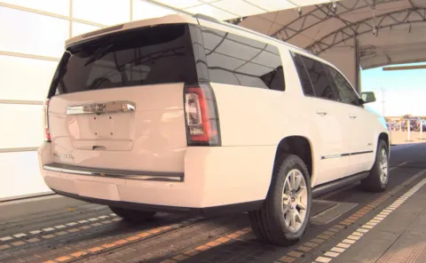 More photos of 2020 GMC Yukon XL Denali at Cassill Motors, IA